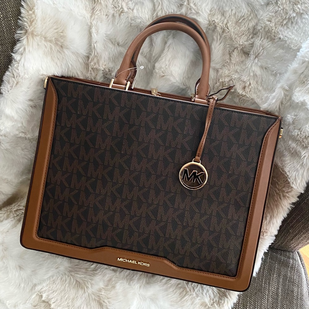 NEW authentic MK signature monogram brown tote - Picture 3 of 7